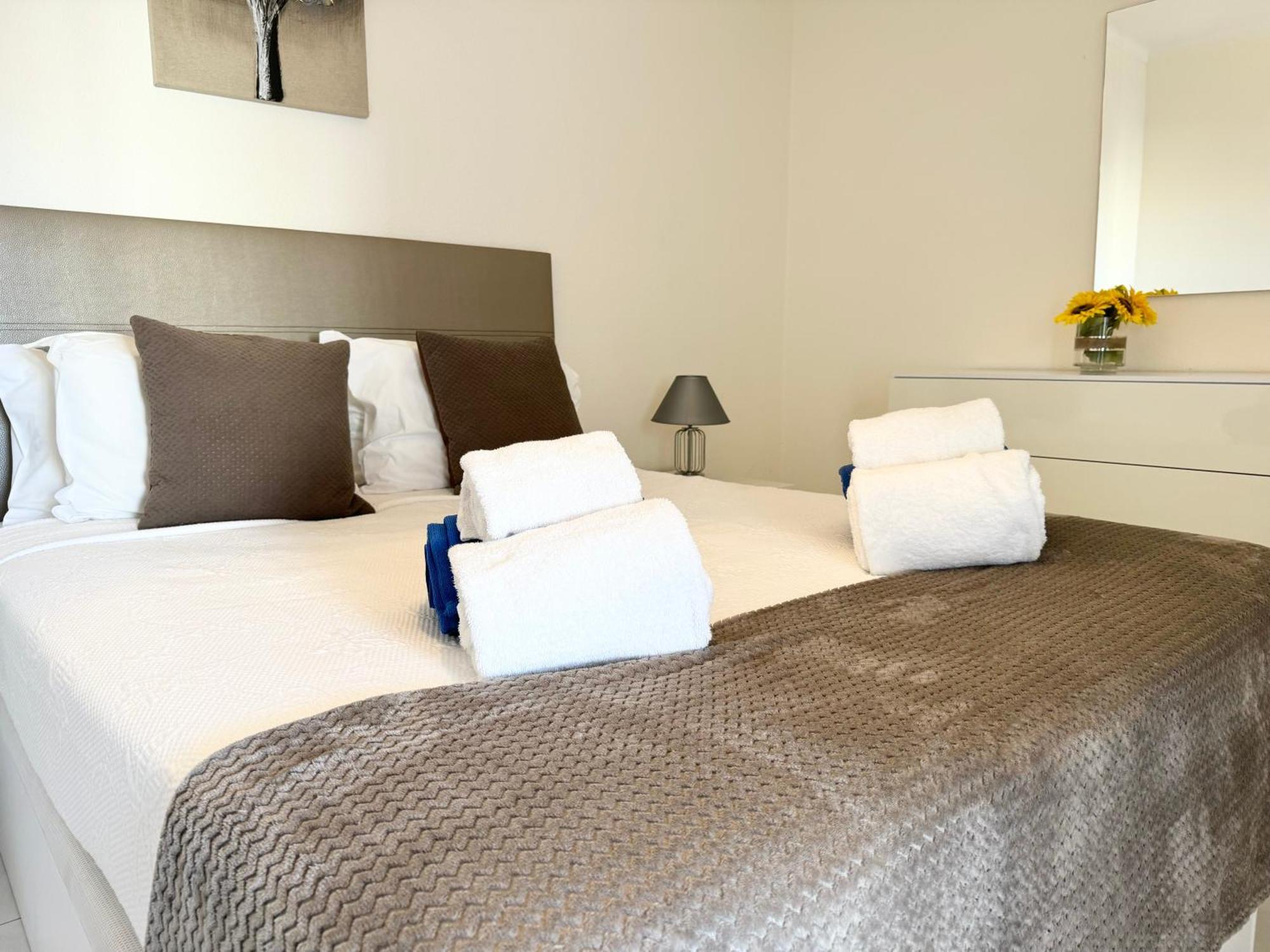Apartment Algarve - Beach Front - Free Wifi - Air Con Armação de Pêra Exterior foto